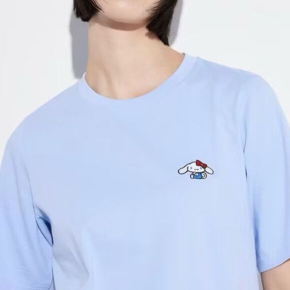 Uniqlo Hello Kitty 50th Anniversary UT Short Sleeve Cinnamoroll Tee. Small. - Picture 2 of 9